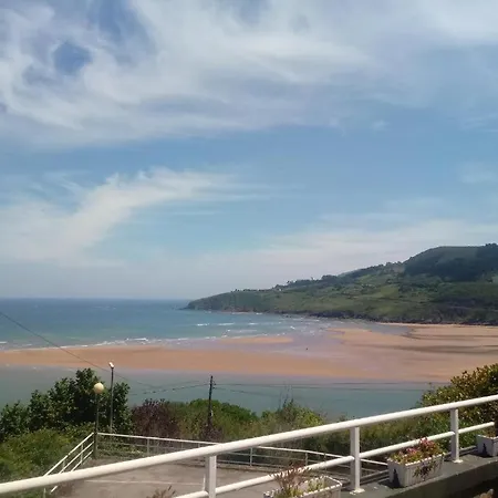 Uxue. Lejlighed Mundaka